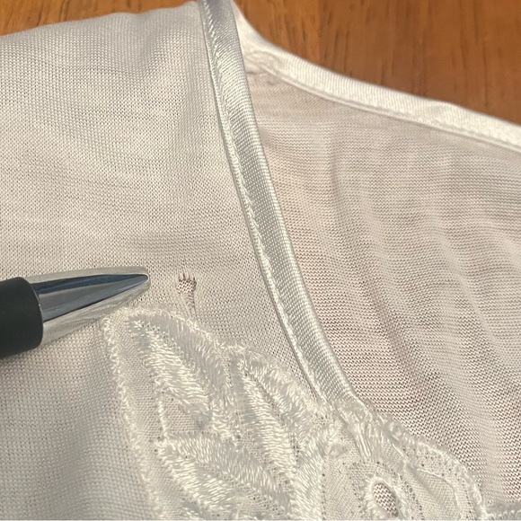 Hanro Switzerland 100% cotton Elegant White Lace Nightgown, size Large - Picture 5 of 7